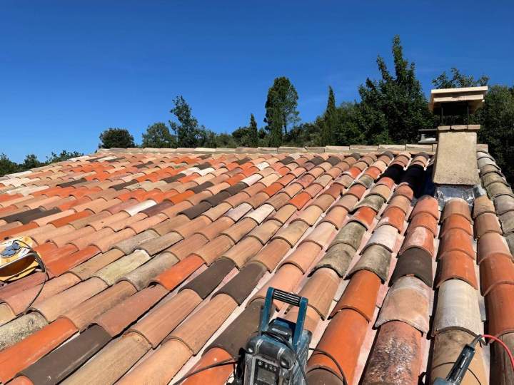 Toiture rénovée Grignan